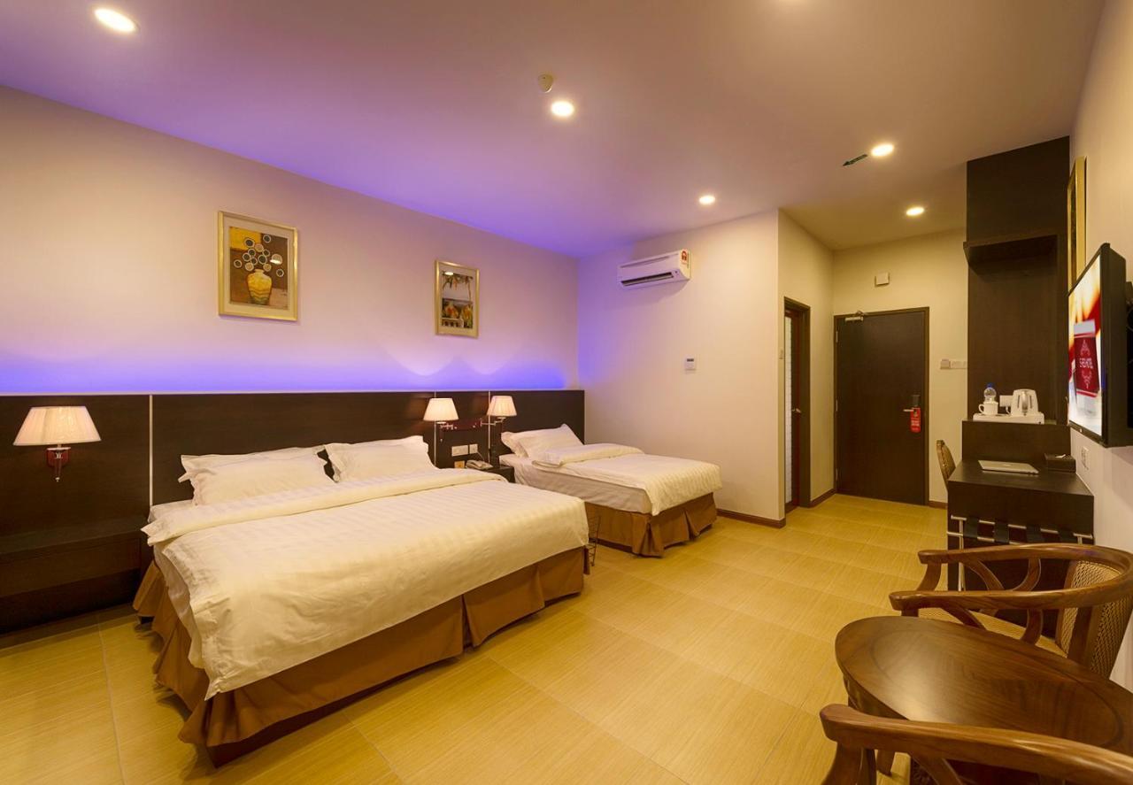 Ernes Hotel Alma Bukit Mertajam Ngoại thất bức ảnh