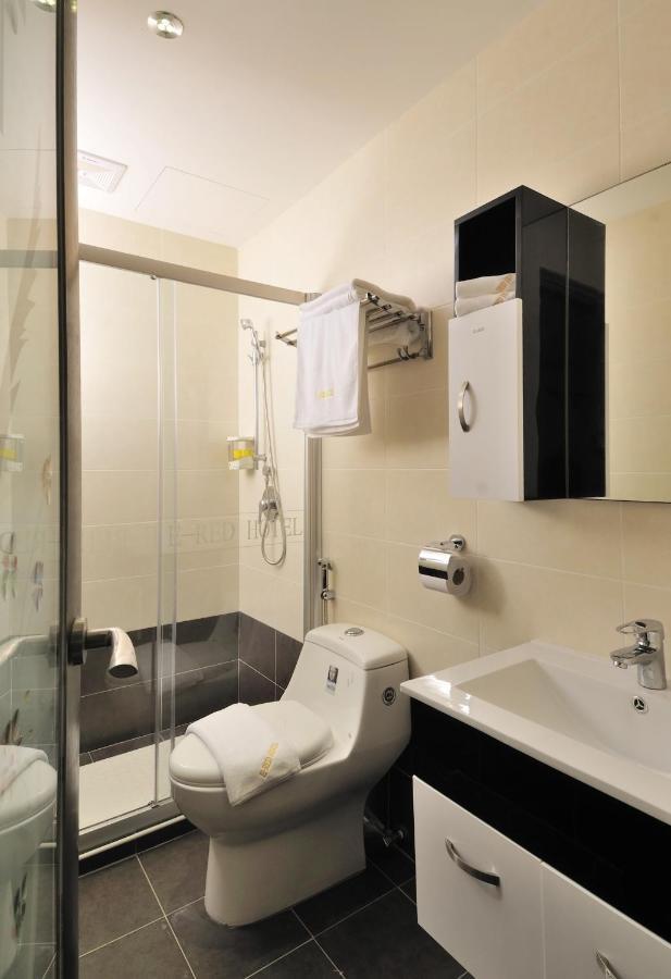 Ernes Hotel Alma Bukit Mertajam Ngoại thất bức ảnh